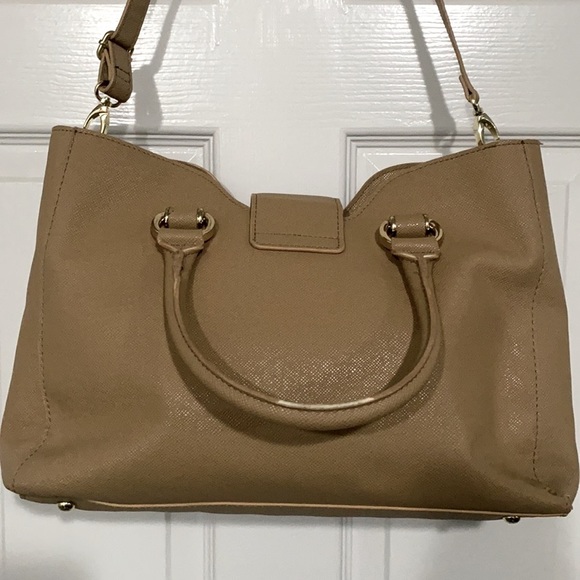 NEW IVANKA TRUMP TAN LARGE LEATHER HANDBAG WITH REMOVABLE SHOULDER STRAP - Picture 2 of 14